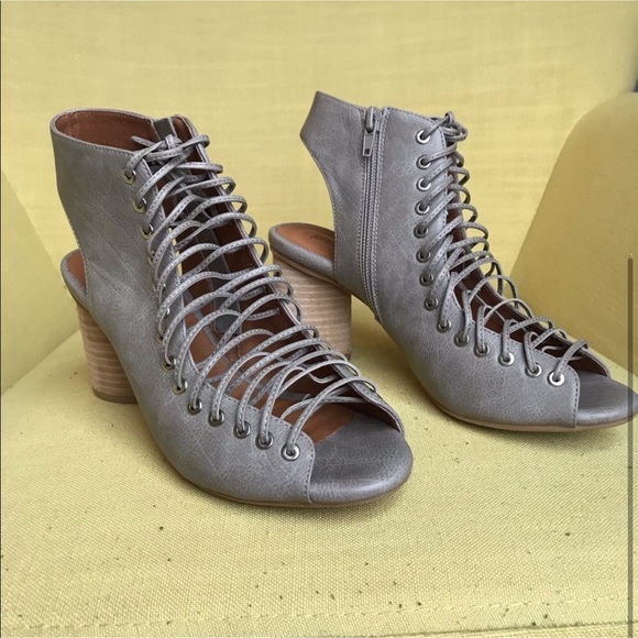 Jeffery Campbell Lace Up Cours Booties Taupe Grey - Picture 4 of 5